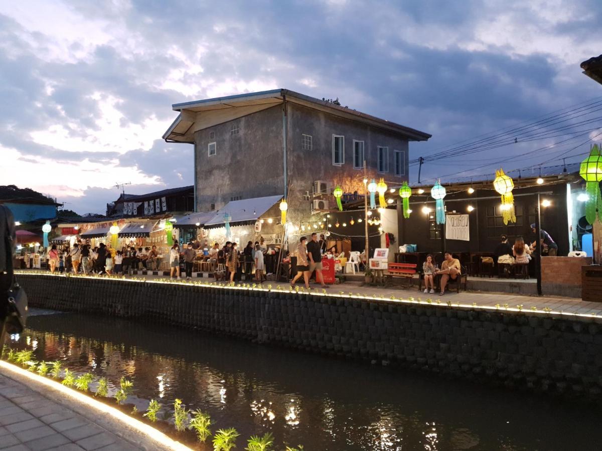 Doodle Lodge Chiang Mai Exterior foto